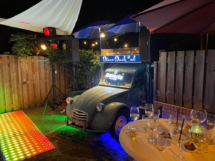 Disco feestje thuis in 's-Hertogenbosch e.o.
